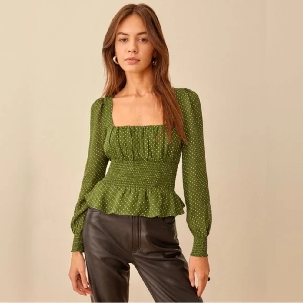 Reformation Hearth top in Green Polka Dot SZ 4